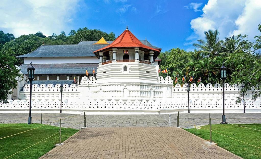 Devon Hotel Kandy Dış mekan fotoğraf