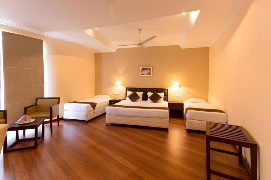 Devon Hotel Kandy Dış mekan fotoğraf