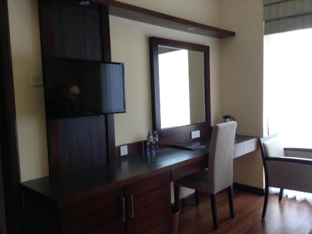 Devon Hotel Kandy Dış mekan fotoğraf