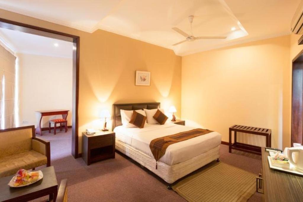 Devon Hotel Kandy Dış mekan fotoğraf
